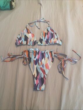 Abstract Multicolor Tie-Side Bikini Set - Vibrant Mixed Hues